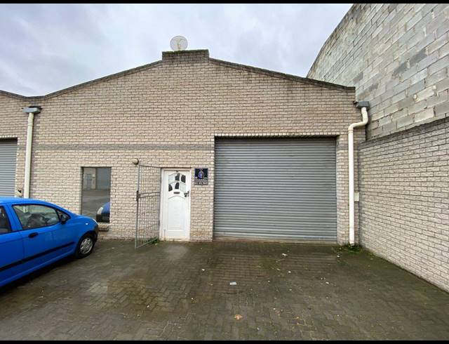150M² WAREHOUSE TO LET IN STRAND INDUSTRIA